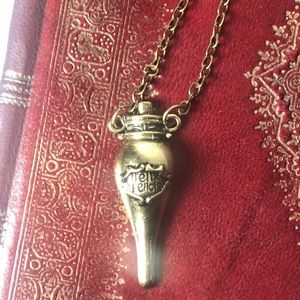 Felix Felicis aka Liquid Luck necklace.